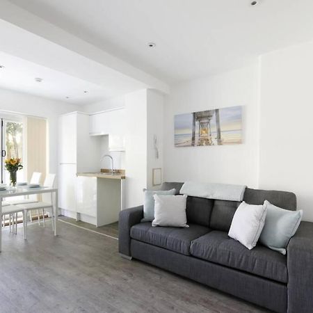 2 Bedrooms Close To The Beach With Garden And Own Entrance ! Brighton Exteriör bild