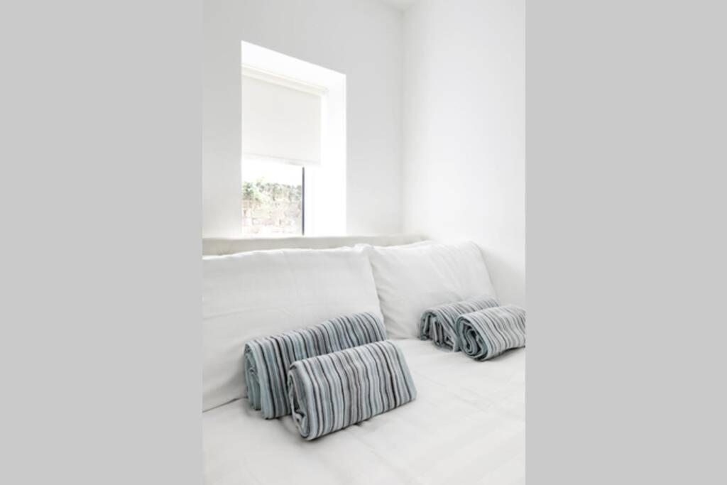 2 Bedrooms Close To The Beach With Garden And Own Entrance ! Brighton Exteriör bild